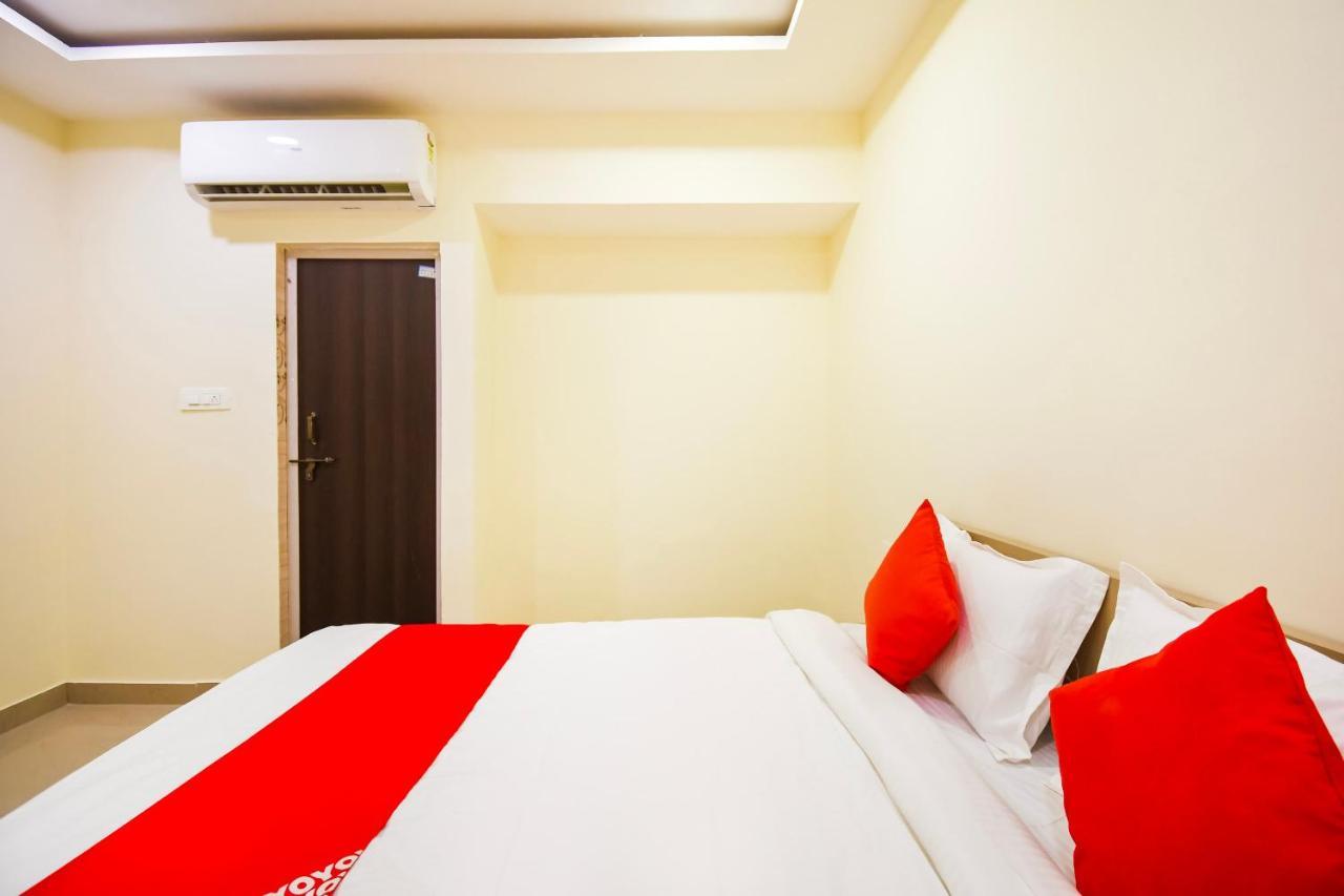 Oyo Flagship 45586 Hotel Airport Inn Rāipur Dış mekan fotoğraf