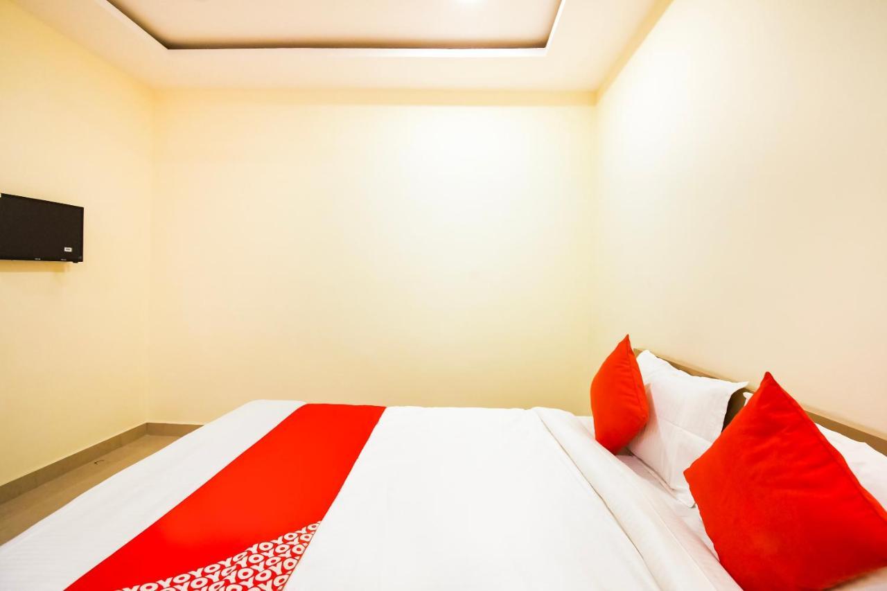 Oyo Flagship 45586 Hotel Airport Inn Rāipur Dış mekan fotoğraf