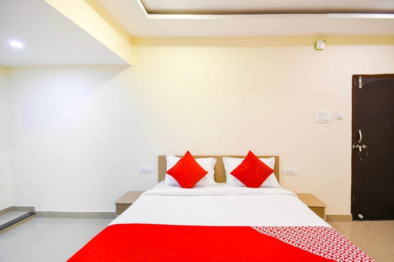 Oyo Flagship 45586 Hotel Airport Inn Rāipur Dış mekan fotoğraf